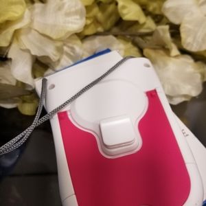 O 2  Cool NECKLACE FAN  desk and clip fan